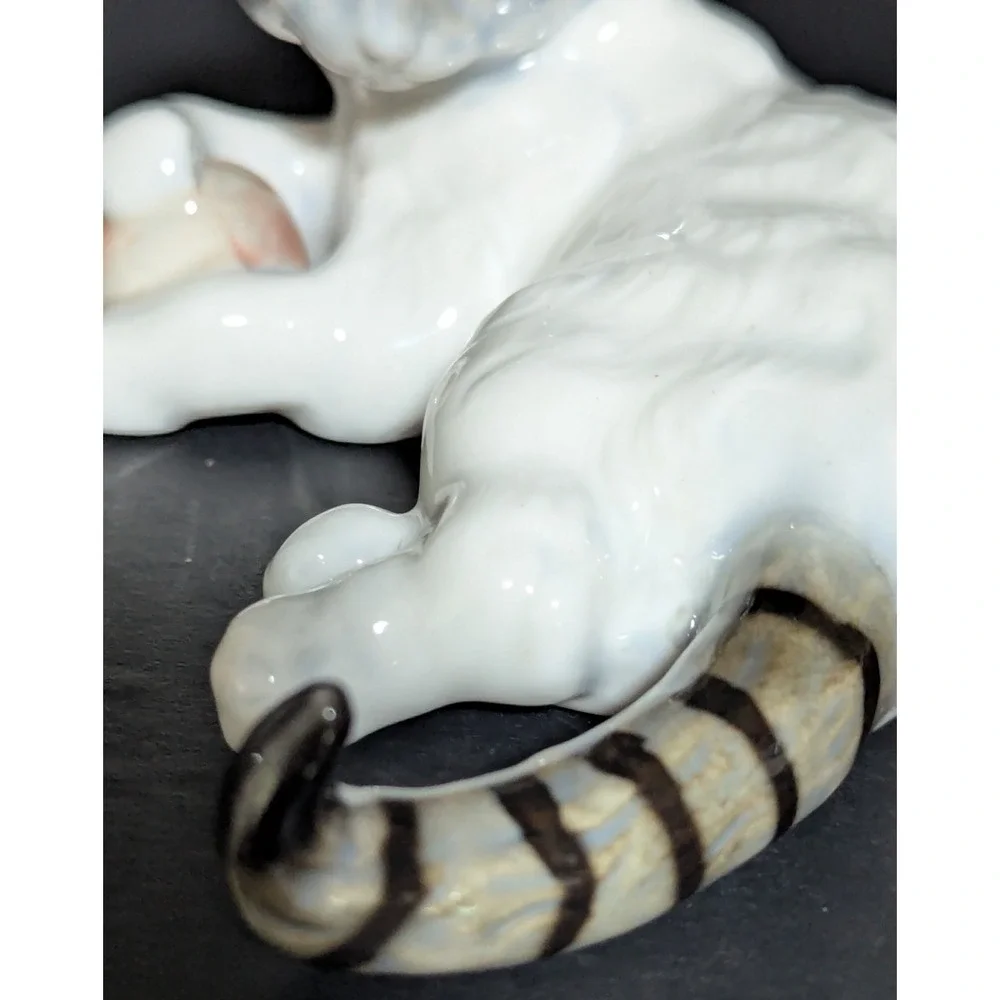 Sweet Porcelain Cat With Ball Numbered Figurine Hand-Painted High Gloss Finish